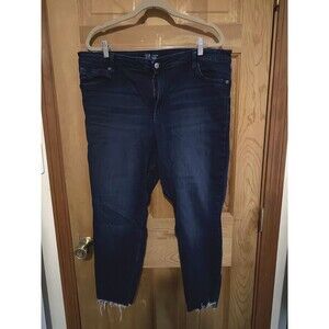 Gap High Rise Universal Legging Jeans with Raw Hem